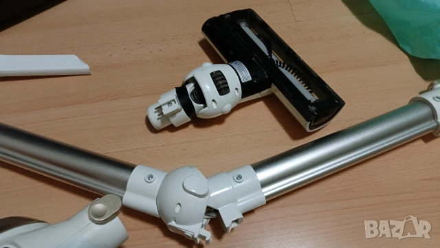 Акумулаторна прахосмукачка Livington Prime, снимка 6 - Прахосмукачки - 53177919