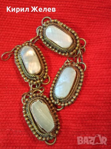 СТАРА ОСМАНСКА ПОСРЕБРЕНА БРОНЗОВА ЕТНО ГРИВНА с ШЛИФОВАН КРАЛСКИ СЕДЕФ ЛИПСВА ЗАКОПЧАЛКАТА! 38454