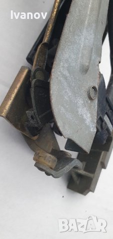  Предна дясна външна дръжка за бмв е32 е34 Bmw  e34 door outer handle front right 51211974028

, снимка 7 - Части - 42073997