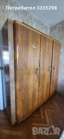 Гардероб и спалня от масив, орех, снимка 1