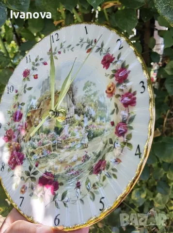 Порцеланов часовник Royal Albert , снимка 3 - Антикварни и старинни предмети - 56285896