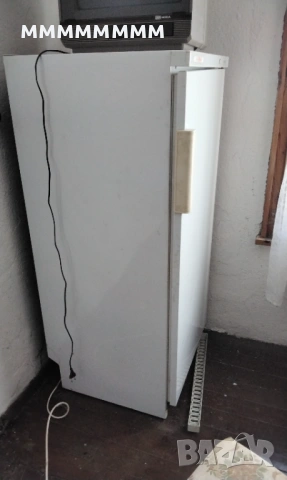 Вертикален фризер, снимка 2 - Фризери - 53786783