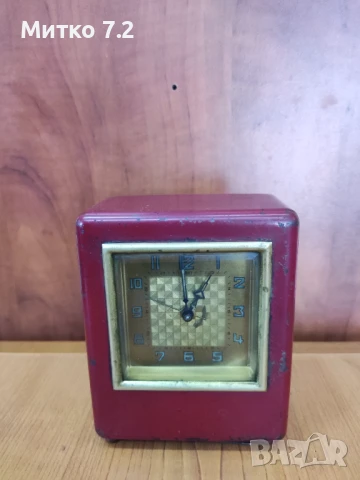 стар часовник с касичка, снимка 2 - Антикварни и старинни предмети - 50804722