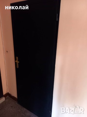 Продават се два броя врати, снимка 2 - Врати за баня - 40854144