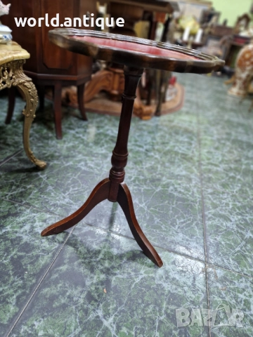 Страхотна антикварна английска помощна масичка , снимка 6 - Антикварни и старинни предмети - 52310056