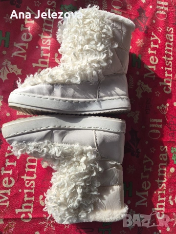 Бели ботуши, снимка 3 - Дамски ботуши - 53306211