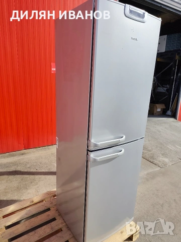 Хладилник с фризер Bosch , снимка 3 - Хладилници - 53574720