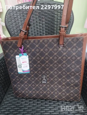 НАМАЛЕНИ Дамски чанти Berlina, снимка 10 - Чанти - 47351546