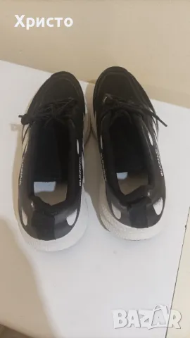 Маратонки RUNNING номер 41 чисто нови, снимка 3 - Маратонки - 48836226