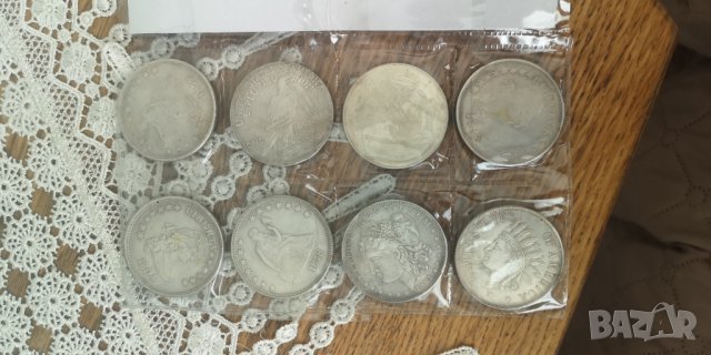 Имитация на американски долари монети