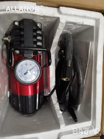 Автомобилна помпа за гуми с фенерче като нова!, снимка 4 - Аксесоари и консумативи - 50578837