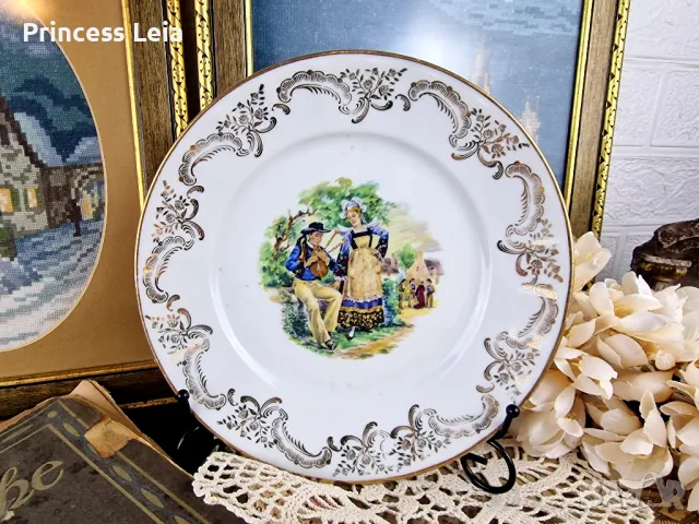 Френска порцеланова чиния , снимка 2 - Колекции - 48818330