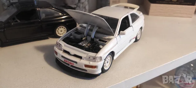 Ford Escort 1:24, снимка 4 - Колекции - 56119968