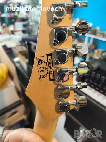 Ел китара Ibanez GIO miKro GRGM21CT1 Limited Edition (2014), снимка 4 - Китари - 55720274