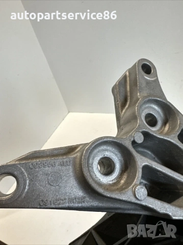 Дясна стойка за двигател за Peugeot 3008 1.2T 65000 км (2022) 091622, снимка 2 - Части - 53571578