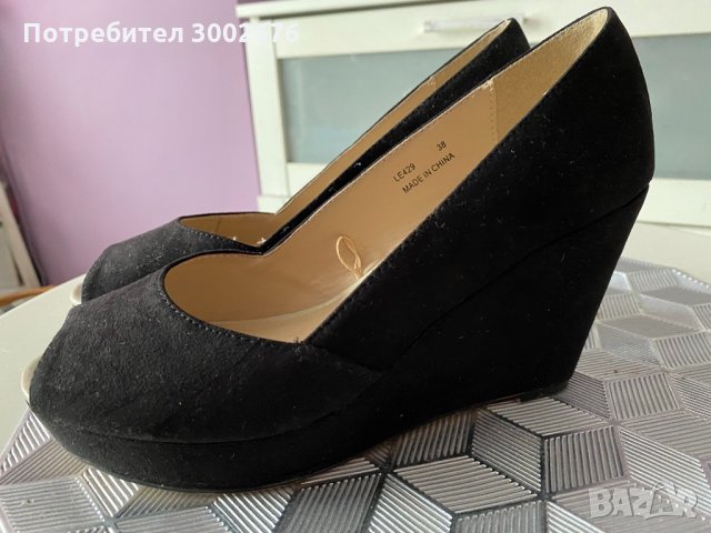 Високи дамски обувки, снимка 3 - Дамски ежедневни обувки - 35970402