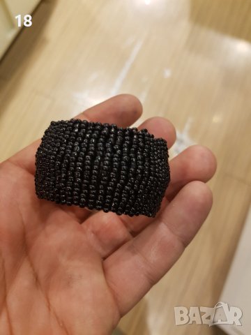 Пръстени за салфетки, снимка 2 - Аксесоари за кухня - 41284590