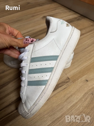 Оригинални мъжки кецове ADIDAS SUPERSTAR! 43 н, снимка 2 - Кецове - 52344509