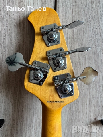 Бас китара Sterling by Music Man RAY24CA, снимка 5 - Китари - 52064346