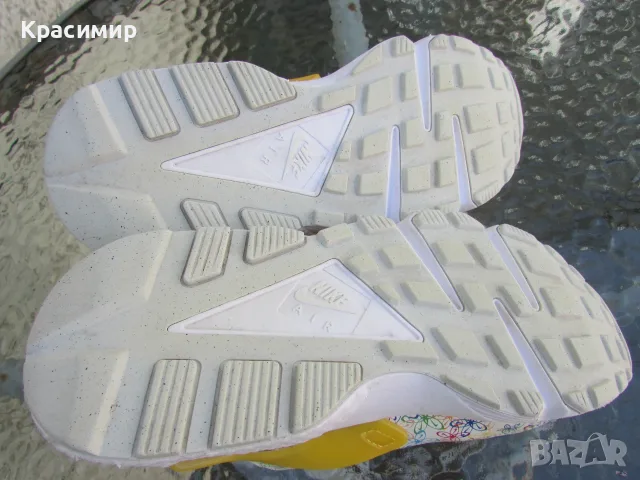 Дамски маратонки Nike Air Huarache , снимка 13 - Маратонки - 55879795