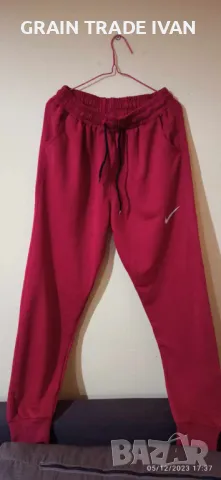 Комплект NIKE, снимка 5 - Спортни дрехи, екипи - 48539679