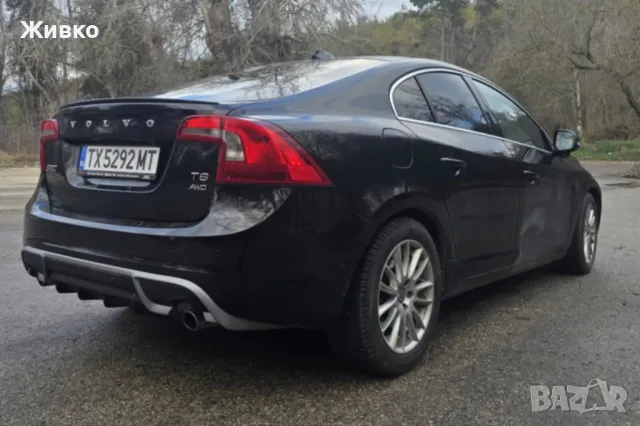 Volvo S60 T6 3.0 AWD 330 hp газ, снимка 4 - Автомобили и джипове - 49692354
