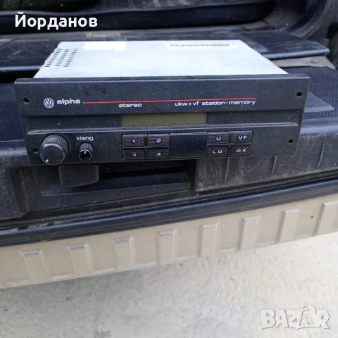 Ретро автомобилно радио VW Alpha - Hitachi, Made in Japan