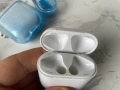 Оригинални Apple AirPods 2 (Дезинфекцирани) + 3 Кейса (2 светещи в тъмното), снимка 8