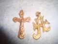 СТАРИ ПОЗЛАТЕНИ КРЪСТЧЕ РАЗПЯТИЕ и БУКВИЧКА А - АРТ ДЕКО МЕДАЛЬОН 26423, снимка 4