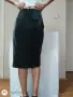 Елегантна черна пола от еко кожа GUESS с висока талия и цепка, снимка 6
