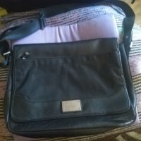 Guess мъжка чанта маркова за през рамо лаптоп естествена кожа -промазан плат 37х27х9см като нова, снимка 1 - Чанти - 39245090