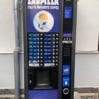 Вендинг Кафе автомат-кафе машина, снимка 1 - Кафемашини - 44780761