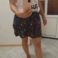 Нова орг.тениска с пола с волани М размер!, снимка 5 - Поли - 41489204