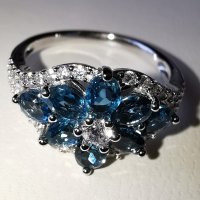 Елегантен сребърен 925 пръстен с родиево покритие и Натурални London Blue Топази и Циркони!, снимка 5 - Пръстени - 42381089