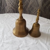 Два броя бронзови звънеца, снимка 1 - Антикварни и старинни предмети - 44383366