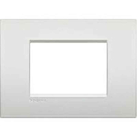Продавам Рамка 3М AIR Pearl white (PR) bticino Livinglight AIR, снимка 1 - Други - 44634934