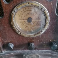 Старинно антикварно радио , снимка 5 - Радиокасетофони, транзистори - 41770475