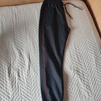 Оригинално мъжко черно долнище Lacoste L, снимка 3 - Спортни дрехи, екипи - 42630360