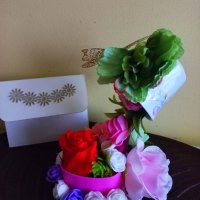 Налична "Летяща чаша с цветя и сапунена роза ", снимка 2 - Декорация за дома - 39451879