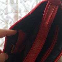 Червена чанта, малък размер, като нова, снимка 3 - Чанти - 34858153