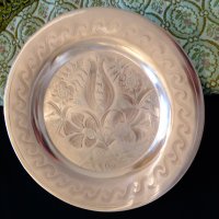 Медна чиния,гравирана 20 см., снимка 2 - Антикварни и старинни предмети - 35997651