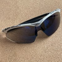 Слънчеви очила, комплект със кутии и кърпички,Всичко оригинално , снимка 3 - Слънчеви и диоптрични очила - 41984748