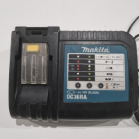 зарядно Makita DC36RA 36v, снимка 1 - Винтоверти - 44781981