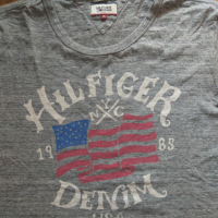 tommy hilfiger - страхотна мъжка тениска, снимка 1 - Тениски - 36261984