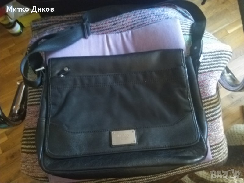 Guess мъжка чанта маркова за през рамо лаптоп естествена кожа -промазан плат 37х27х9см като нова, снимка 1