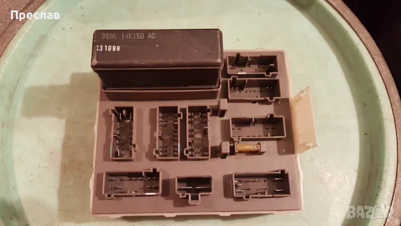 Бушонно табло за Форд Фокус 1.6Е, хечбек, 1998-1999 година, снимка 1