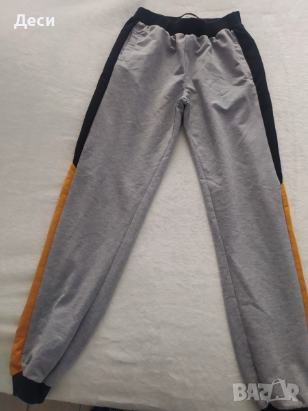 Детски долнища по 5 лв. Всяко, снимка 1