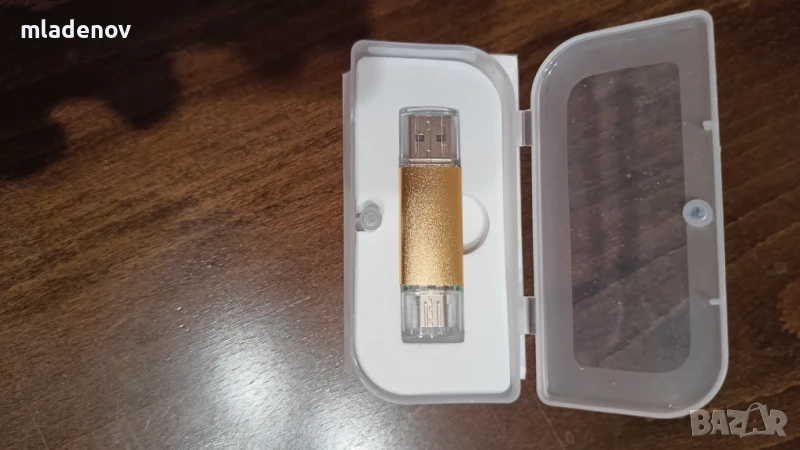 Двойна флашка USB + USB-C 32GB, снимка 1