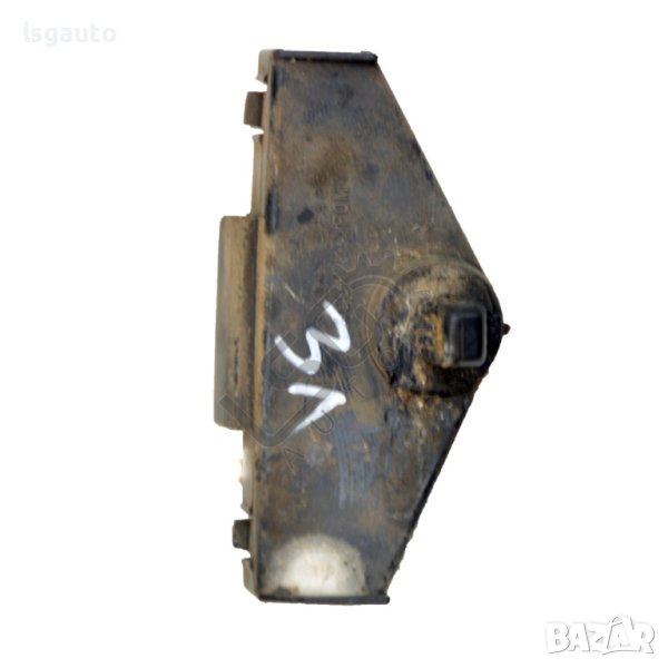 Ляв държач задна броня Toyota Avensis Verso 2001-2009 ID:110050, снимка 1