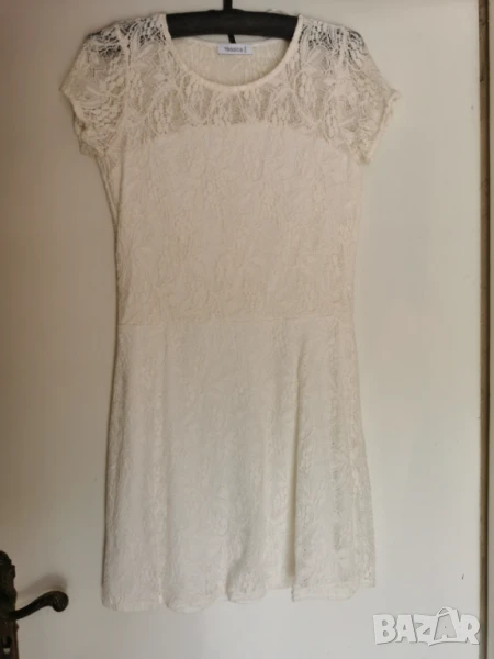 Бяла рокля   дантела, снимка 1